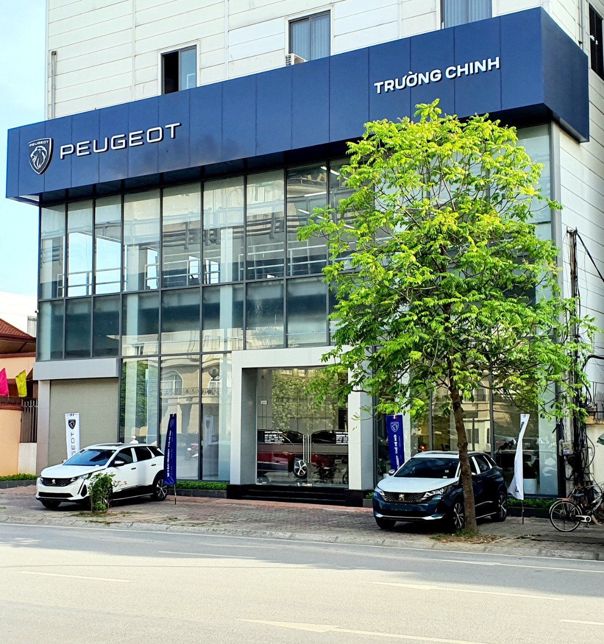 Peugeot có showroom đạt chuẩn 3S thứ 6 tại Hà Nội